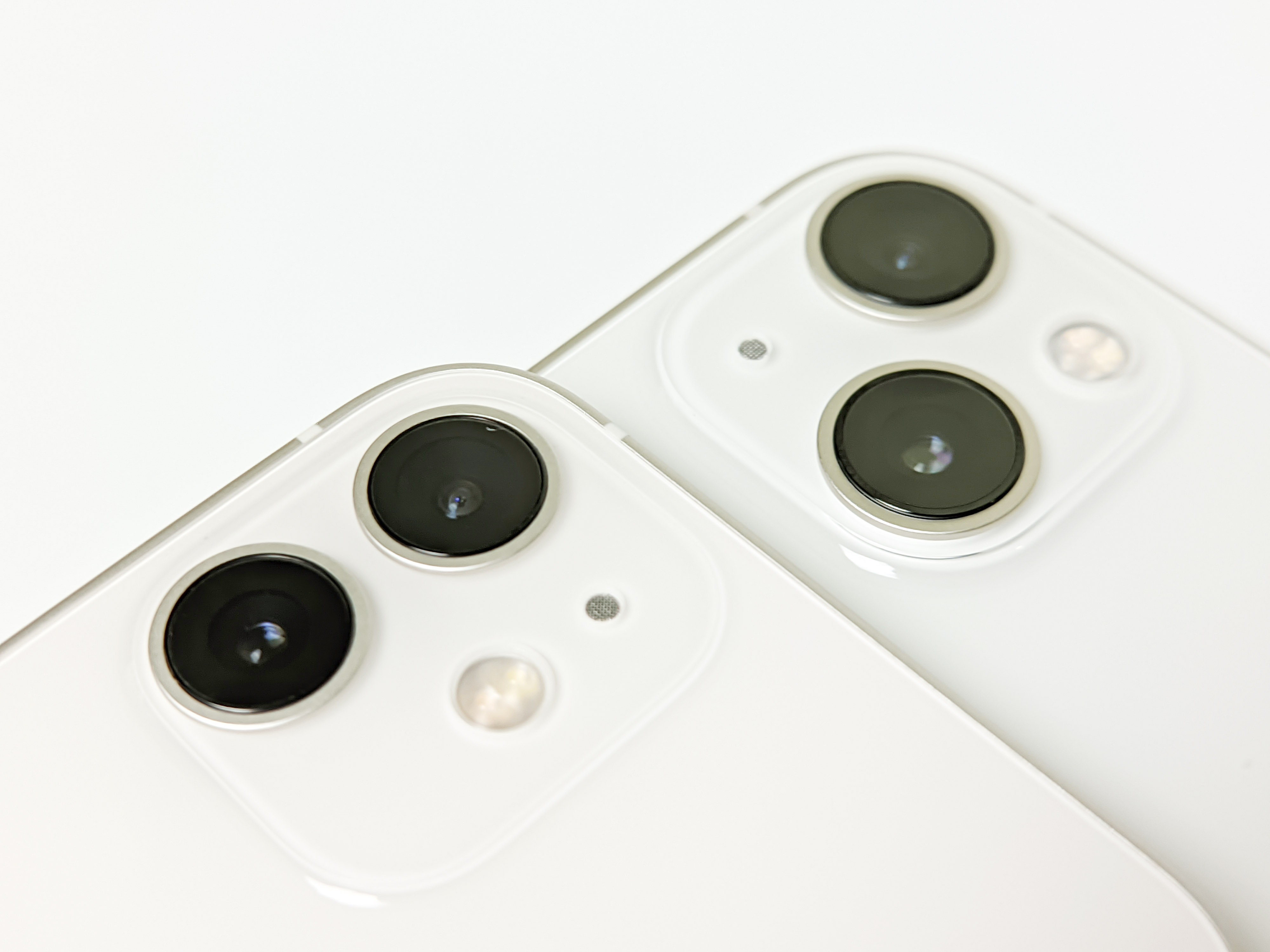 iPhone 12 miniとiPhone 13