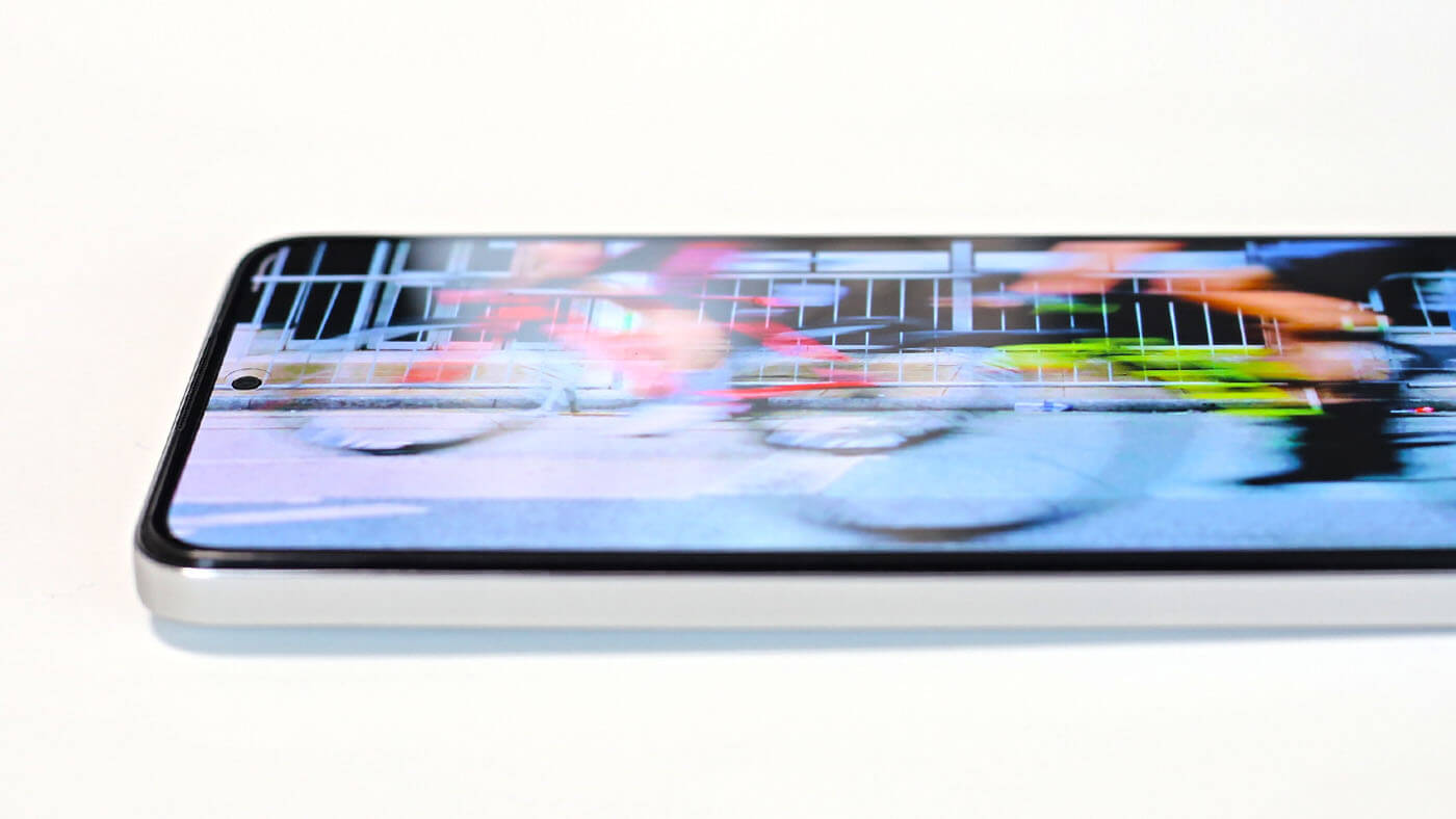 ヌルヌル表示に対応するリフレッシュレート120Hz以上のスマートフォン