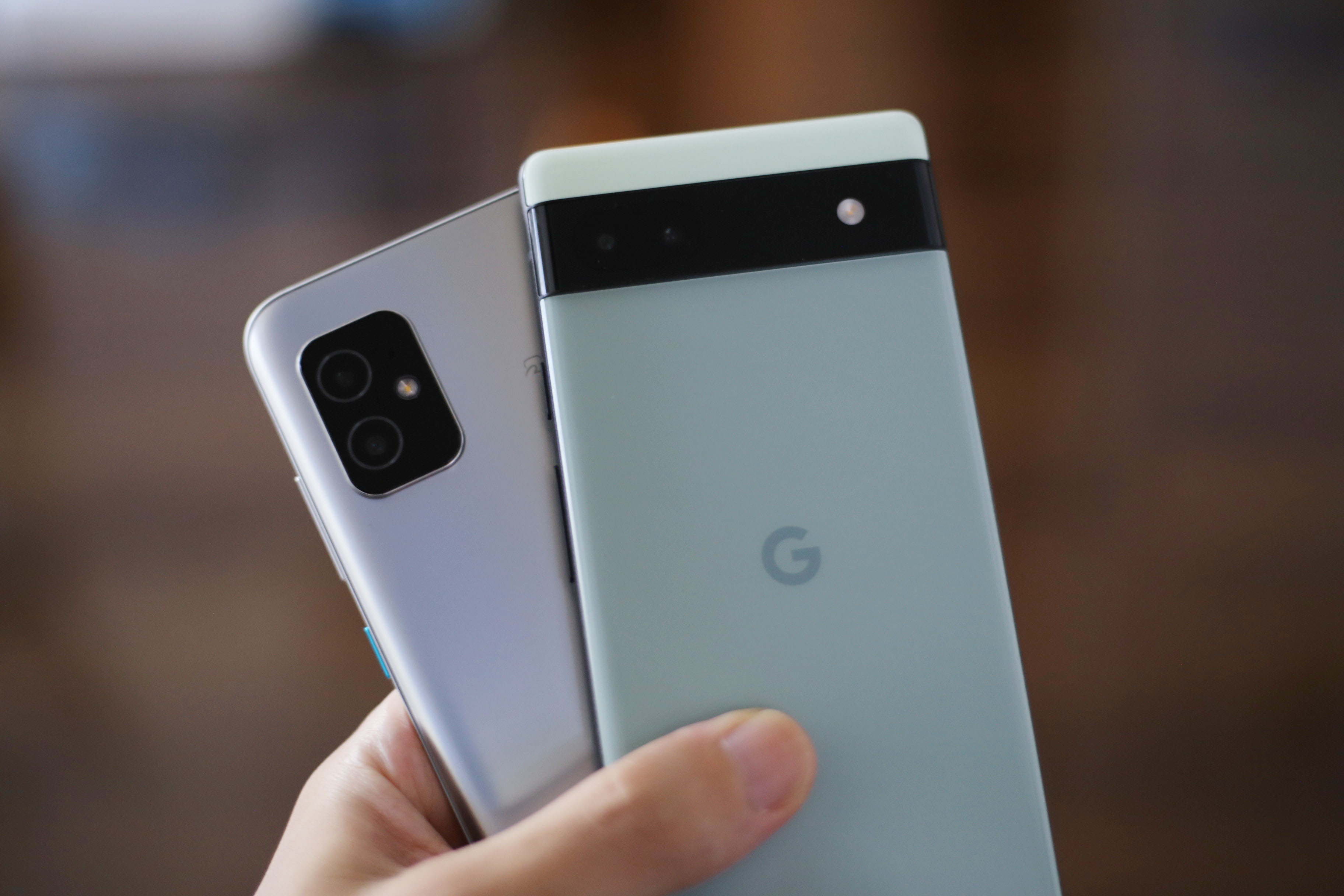 Zenfone 8とPixel 6a