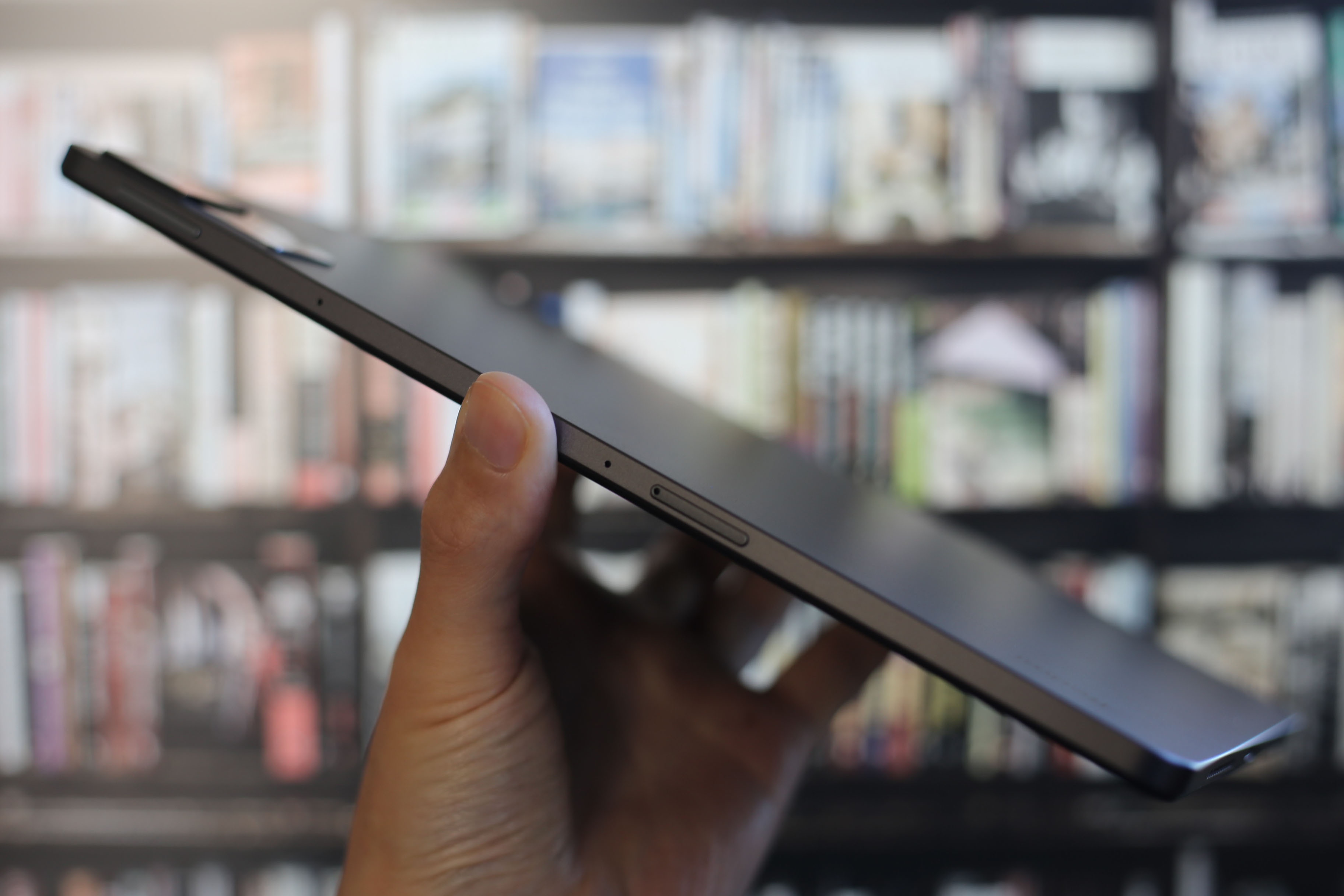 Fire HD 10やiPad Airより軽いRedmi Padレビュー