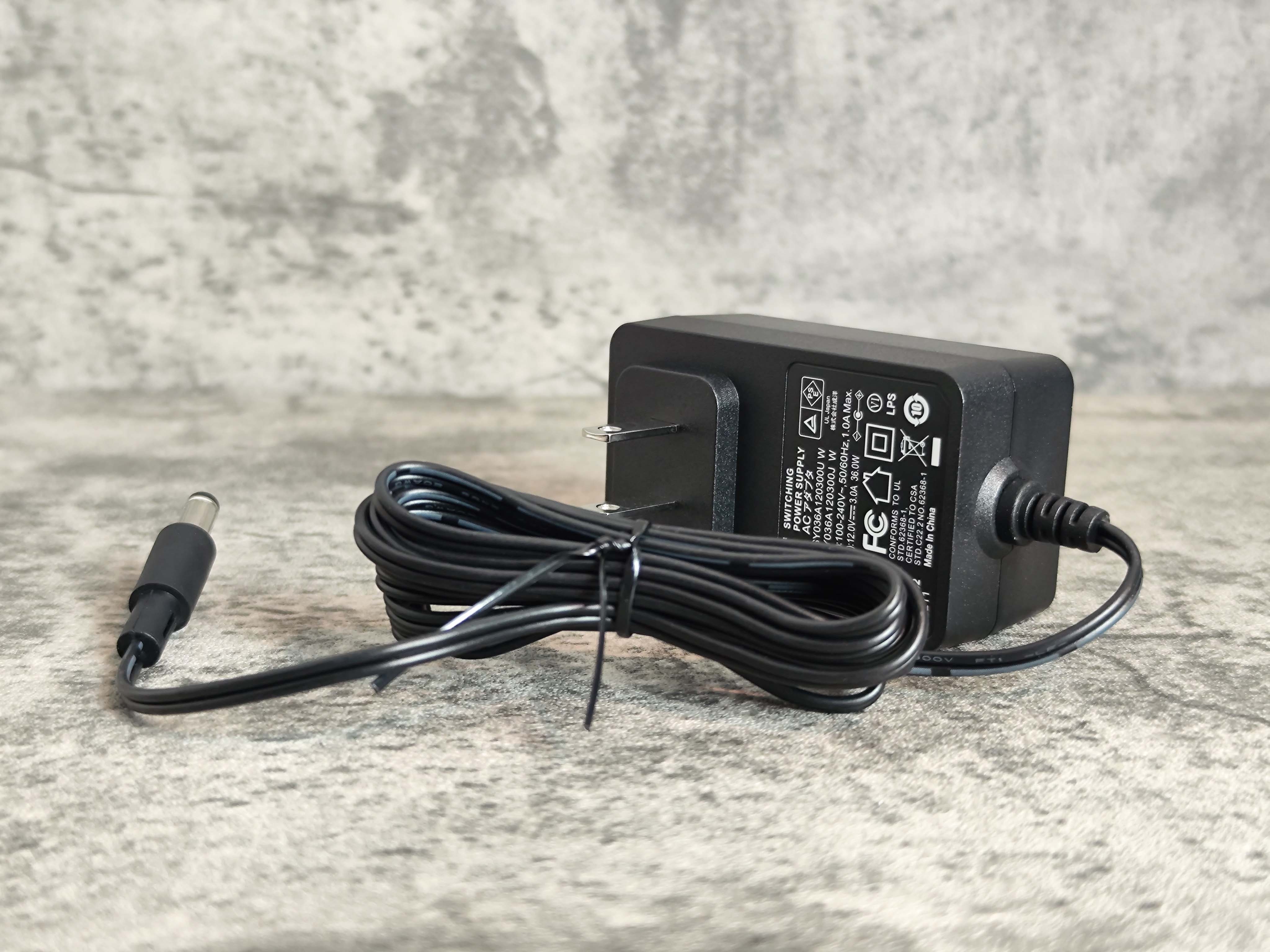 CHUWI HeroBox Mini Pc充電アダプタ