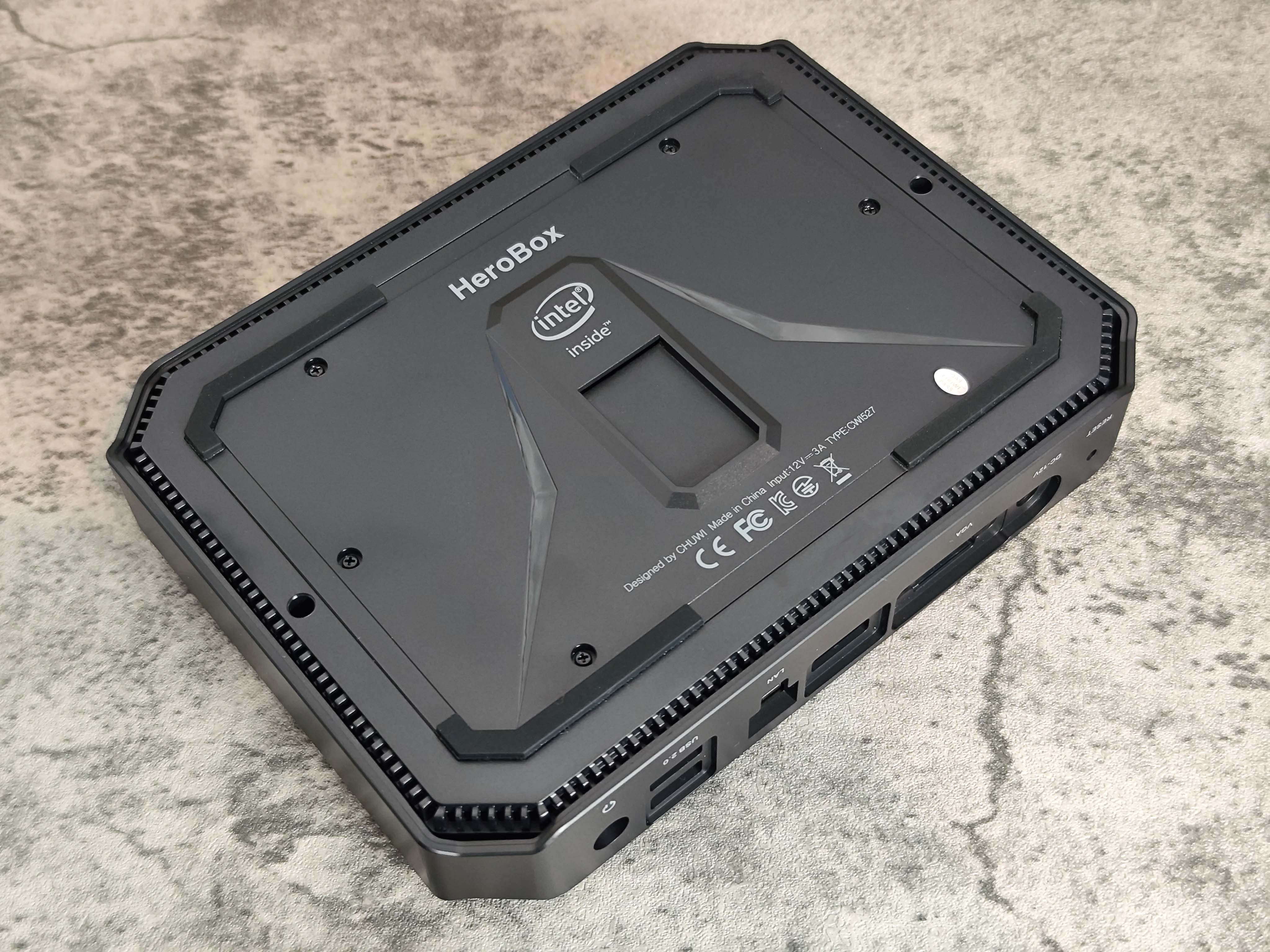 CHUWI HeroBox Mini Pc 裏面
