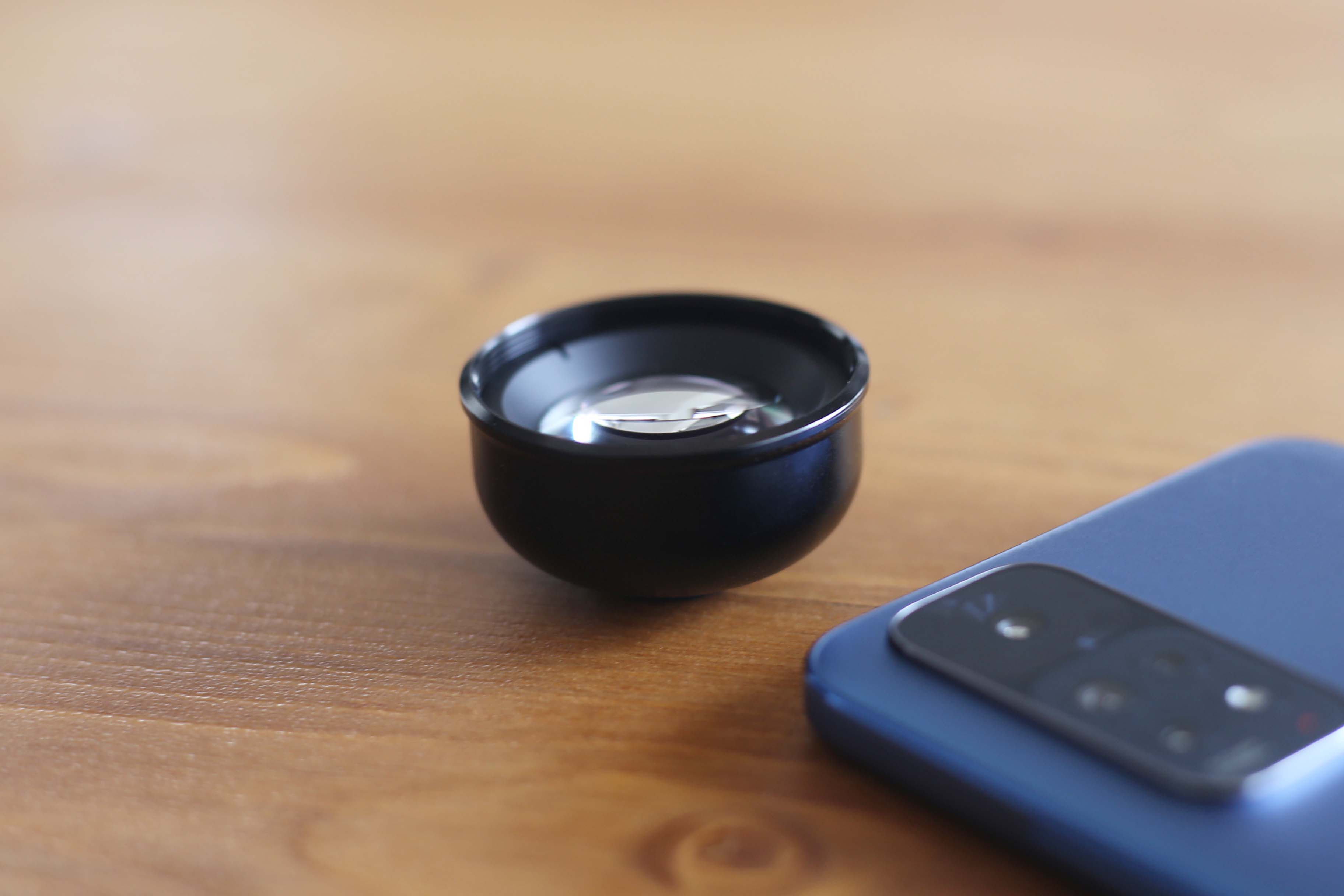 高いスマートフォンは良い写真が撮れて当たり前。安いスマートフォンは？