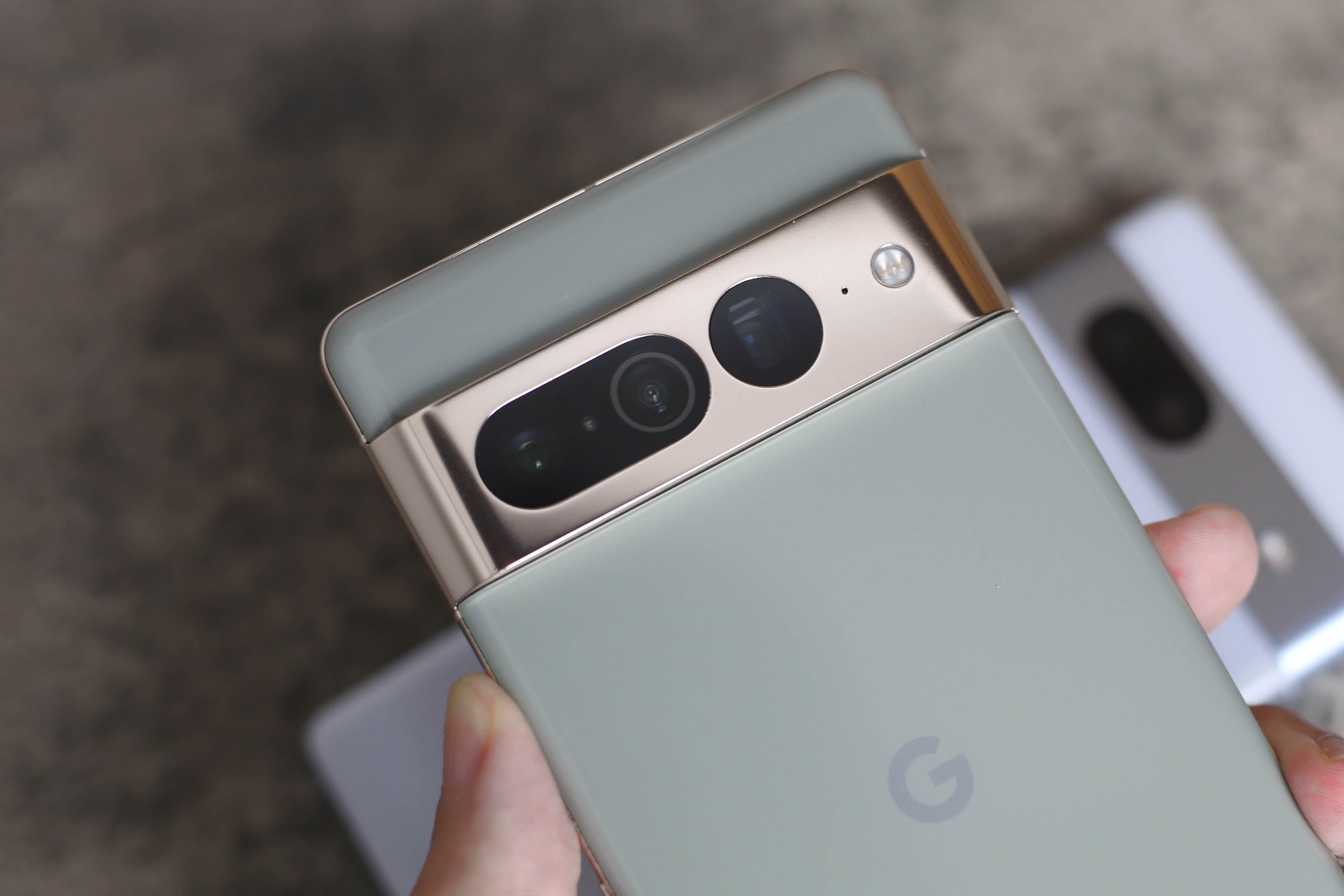 Pixel 7 ProとPixel 7aはどちらを買うべきか