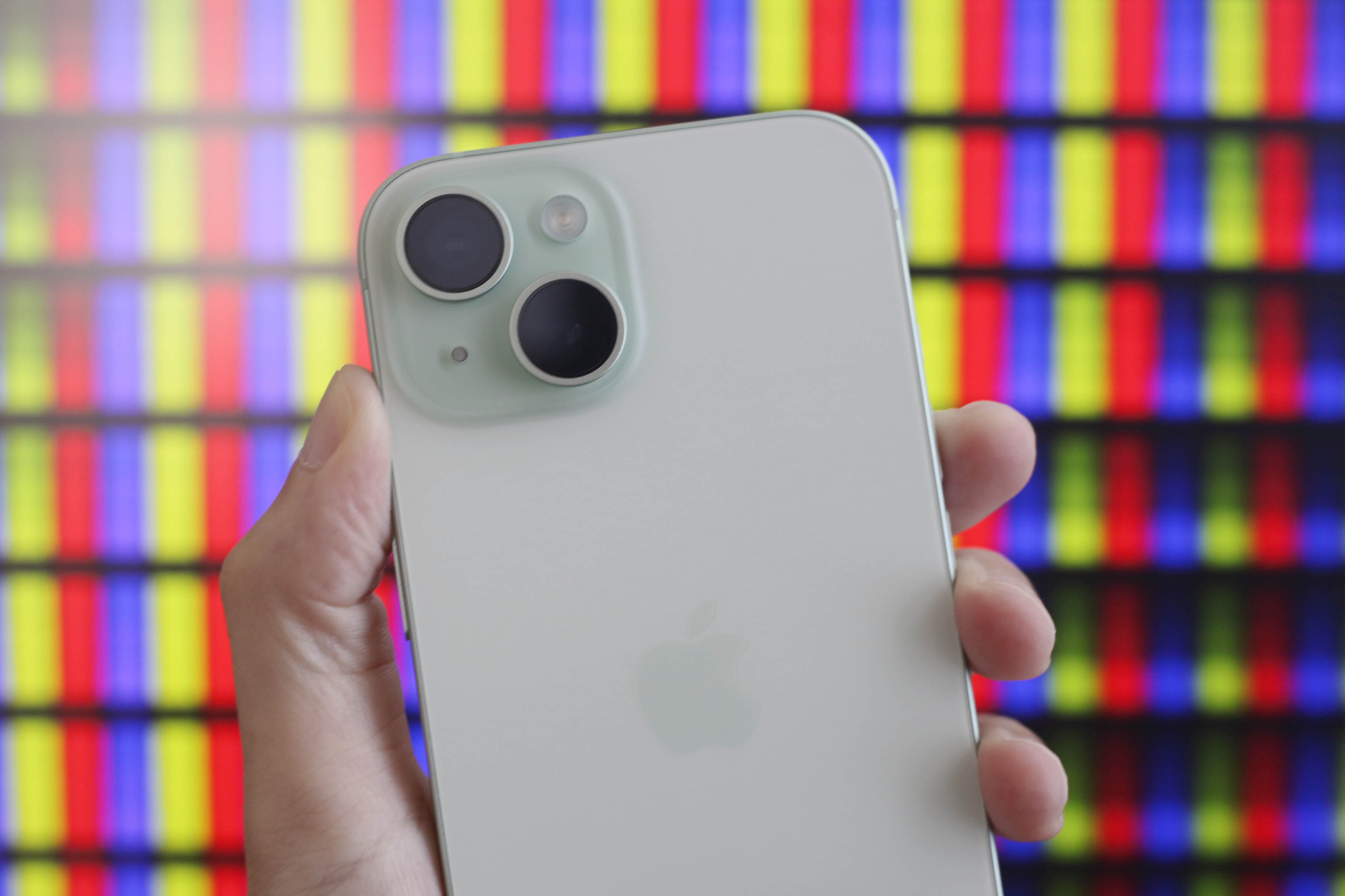 iPhone 15のカメラ機能をフルに使いこなす方法