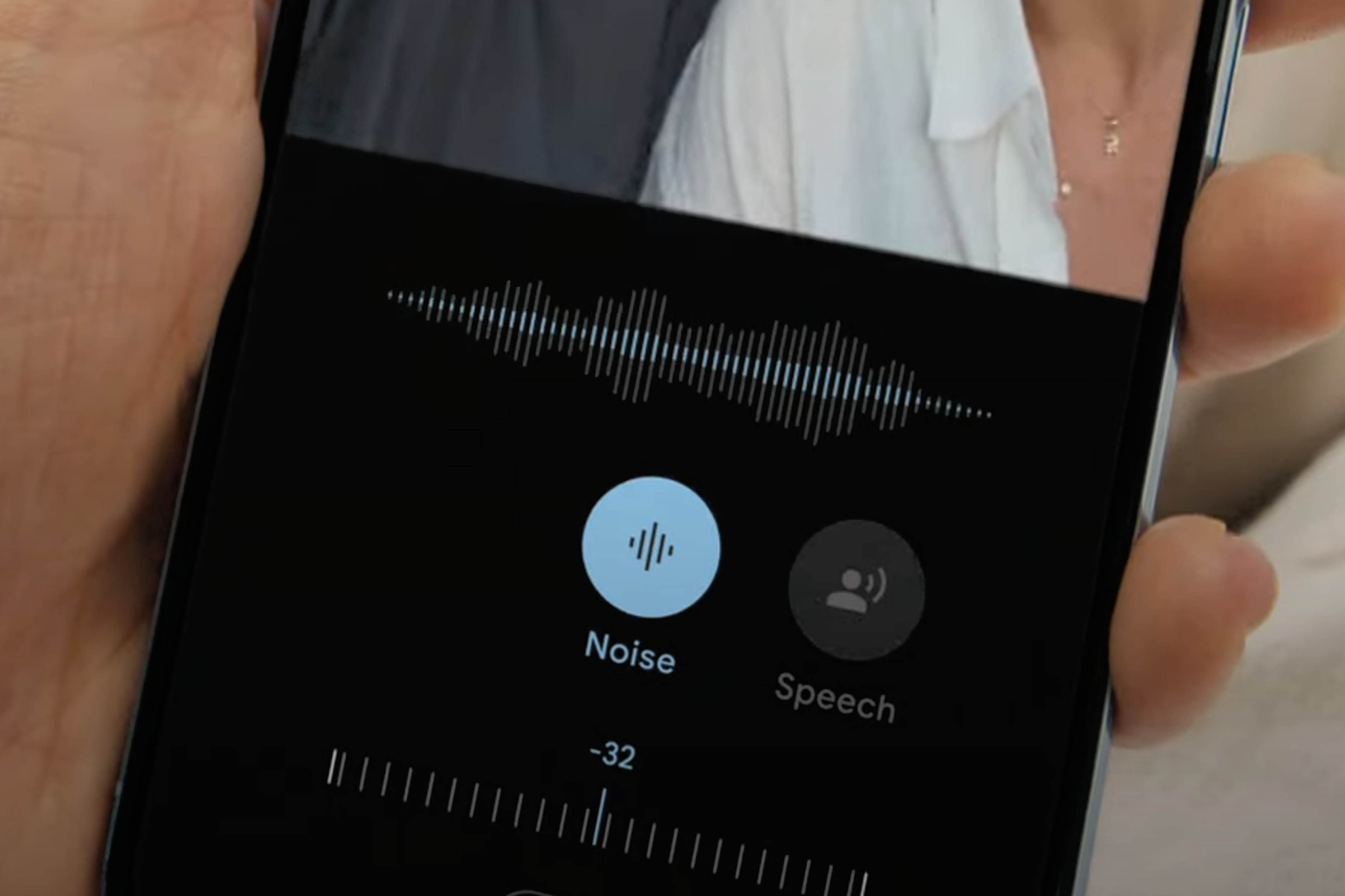 不要な音を動画から消す音声消しゴムマジック