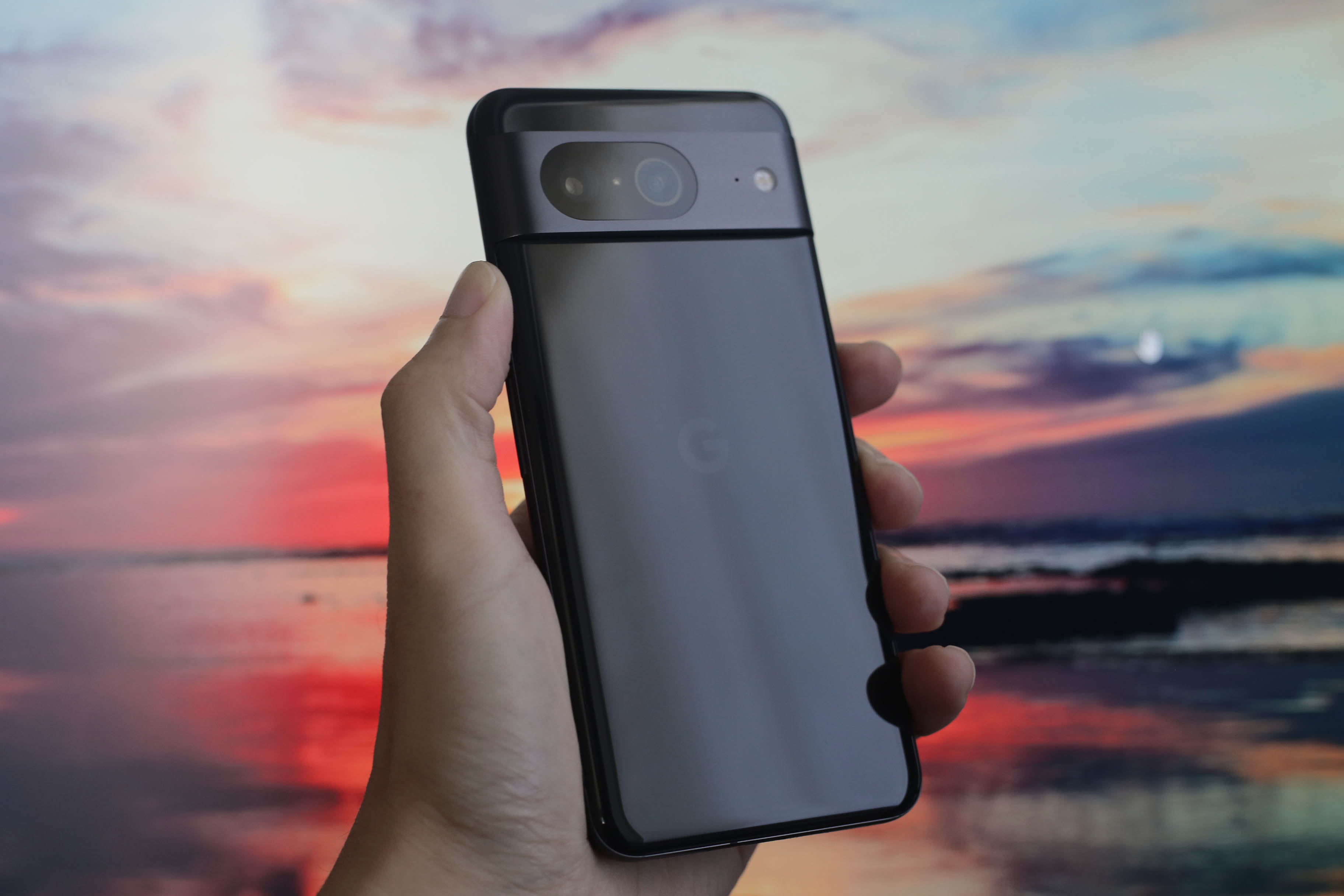 10万円を超える高額端末はヘビーユーザー以外不向きな可能性