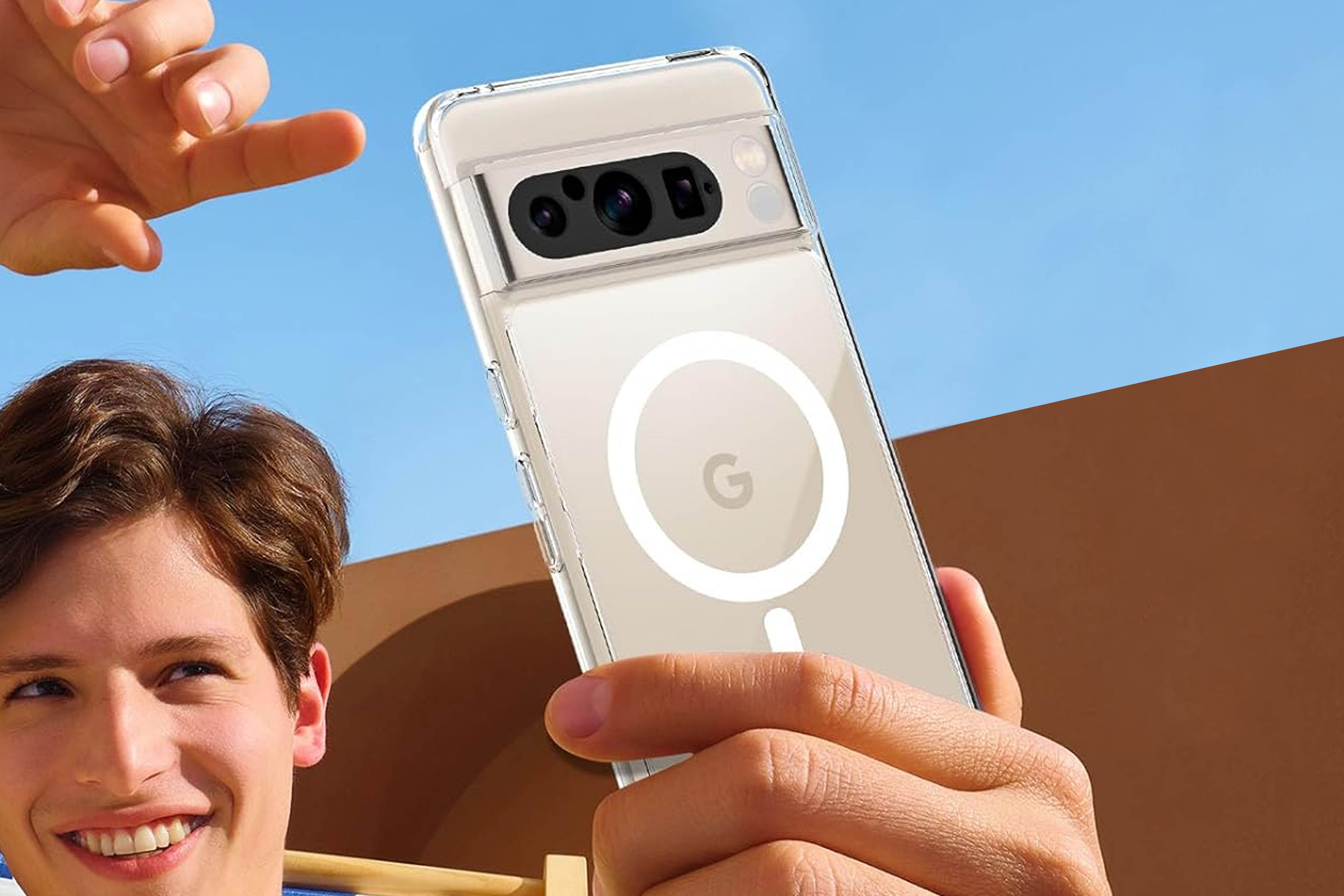 マグネット充電に対応するPixel 8 Pro用のケース