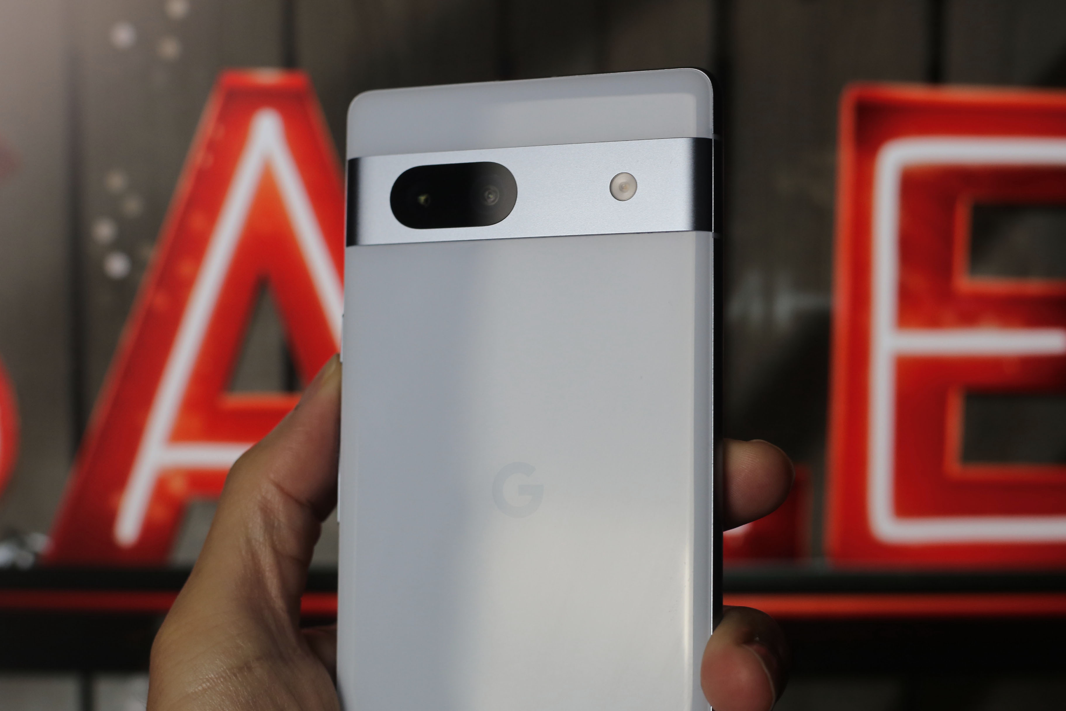 auでPixel 7aが超激安