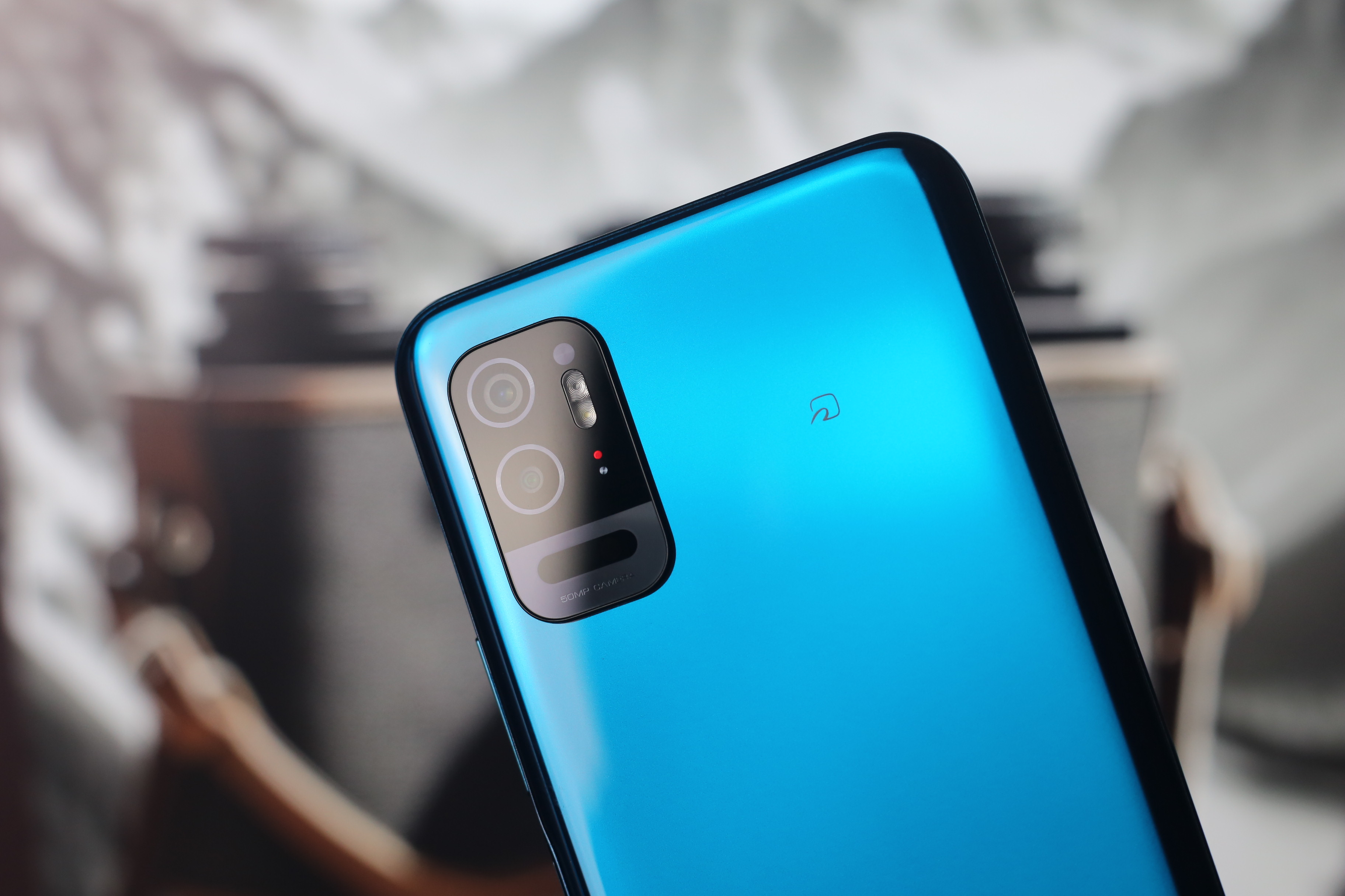 Redmi Note 10Tで実際に撮影した写真。デフォルトアプリとGCamの比較も