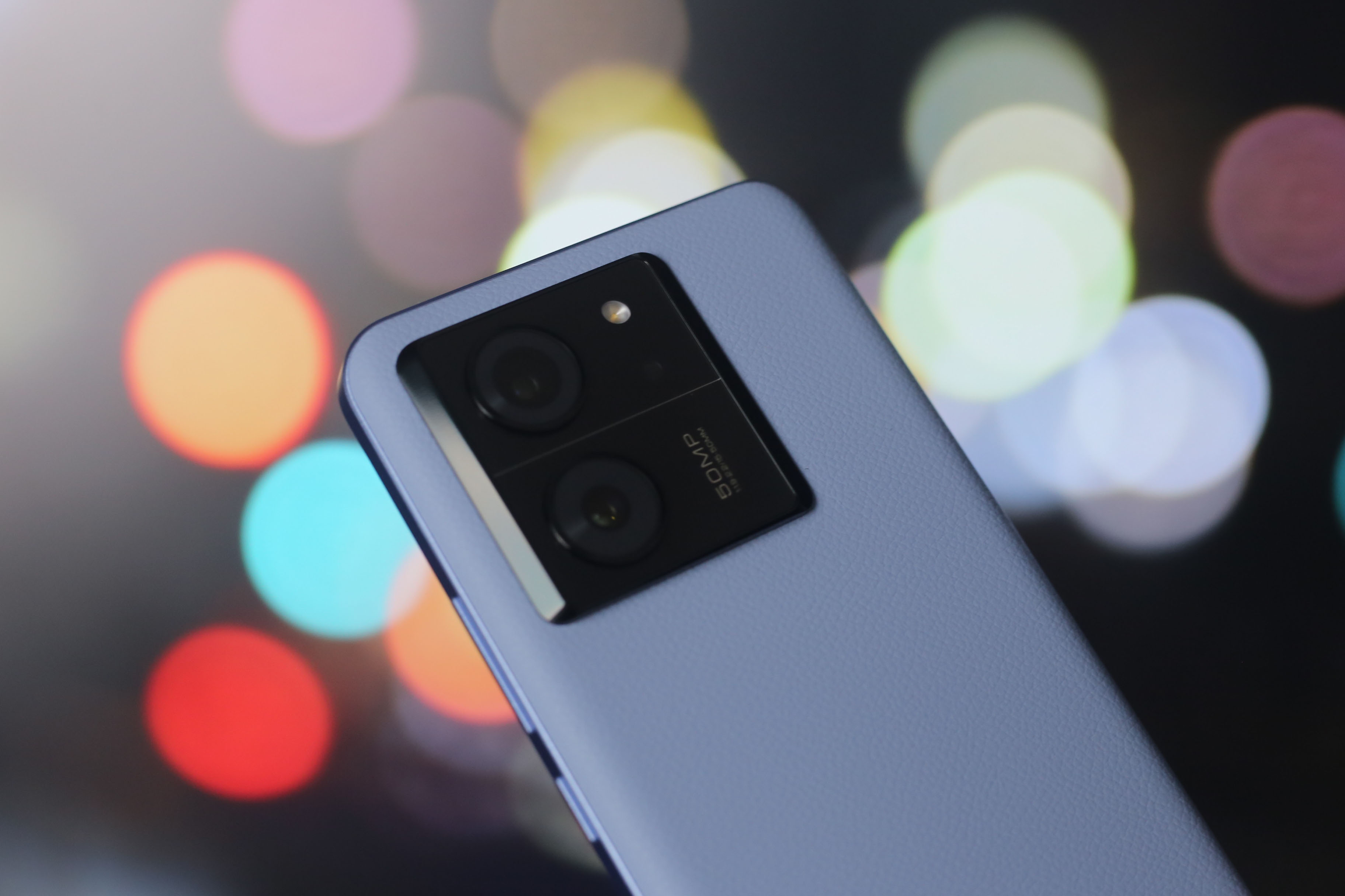 一眼レフみたいなボケ味を出せるXiaomi 13T Proのポートレートモード作例