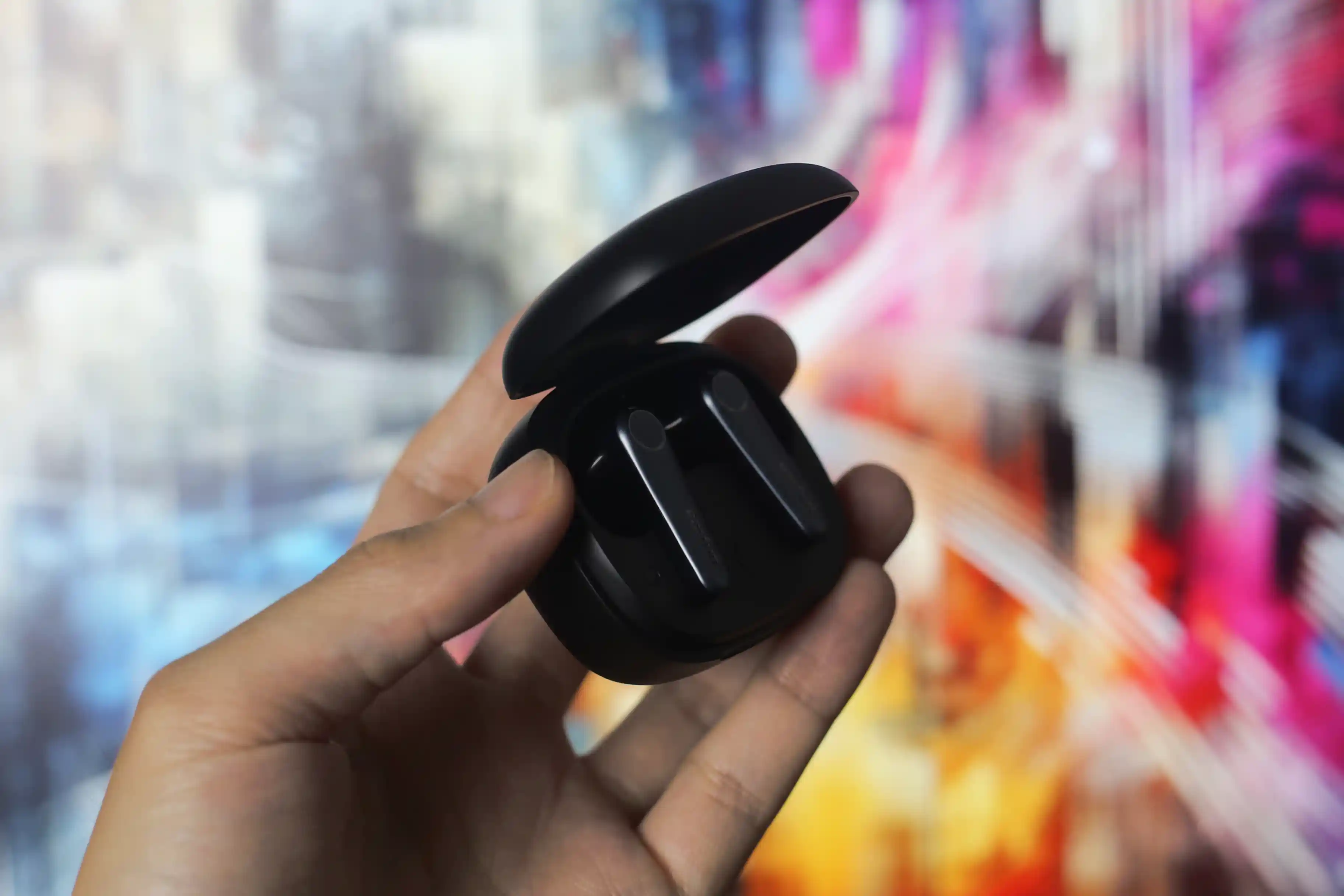 ノイズキャンセルイヤフォン