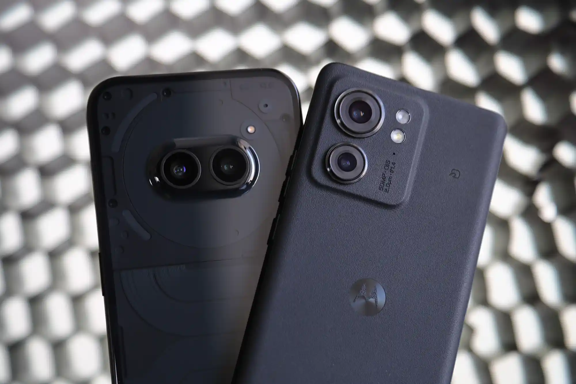 Nothing Phone 2aとMotorola edge 40