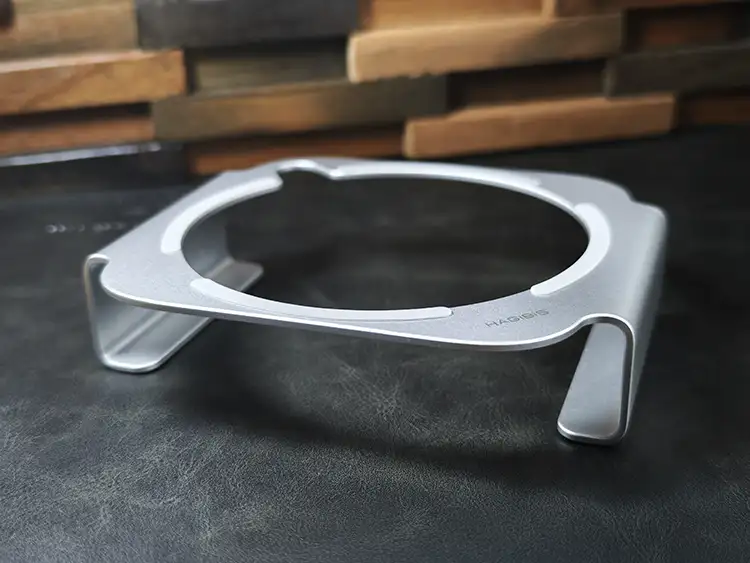 Mac miniスタンド1