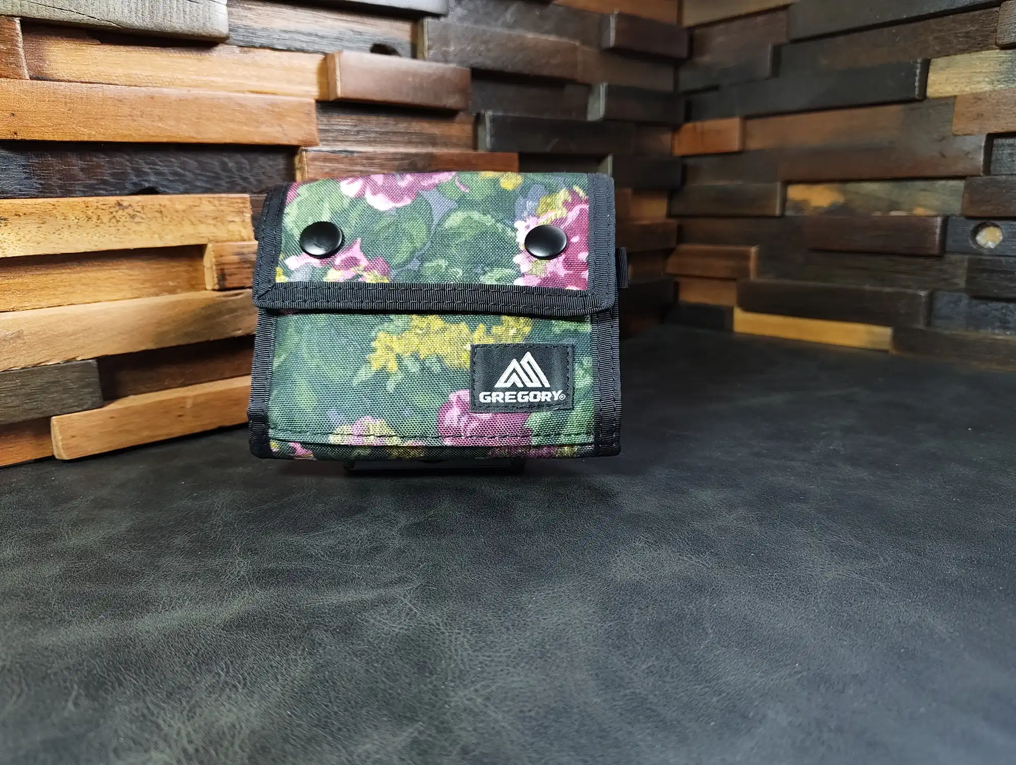 ナイロンウォレット