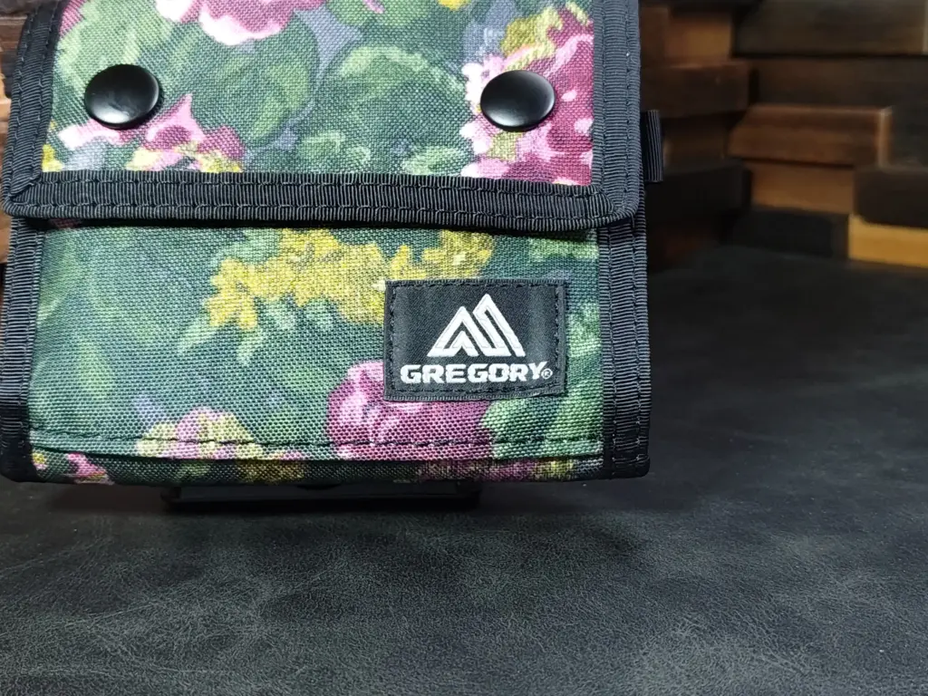 ナイロンウォレット拡大