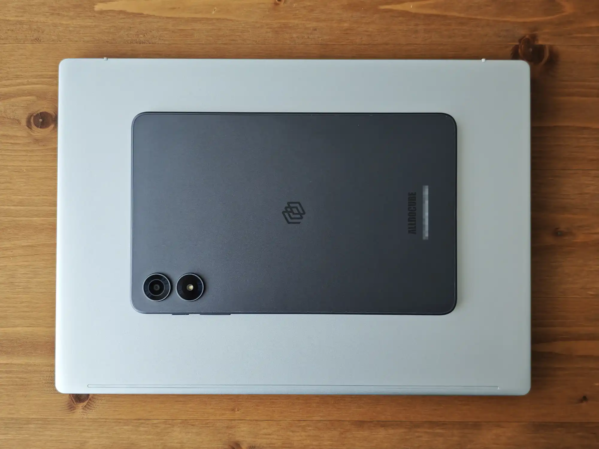 ノートPCとタブレット