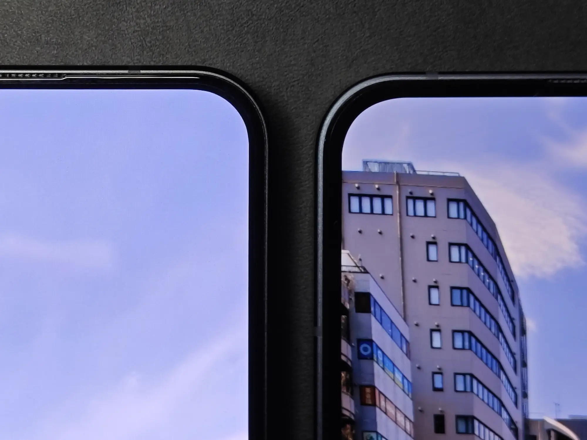 スマホのベゼル比較