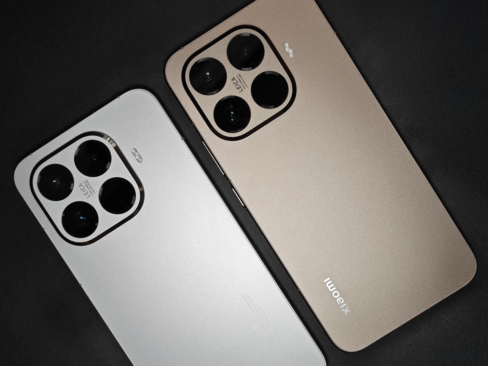 グレーとモカゴールド