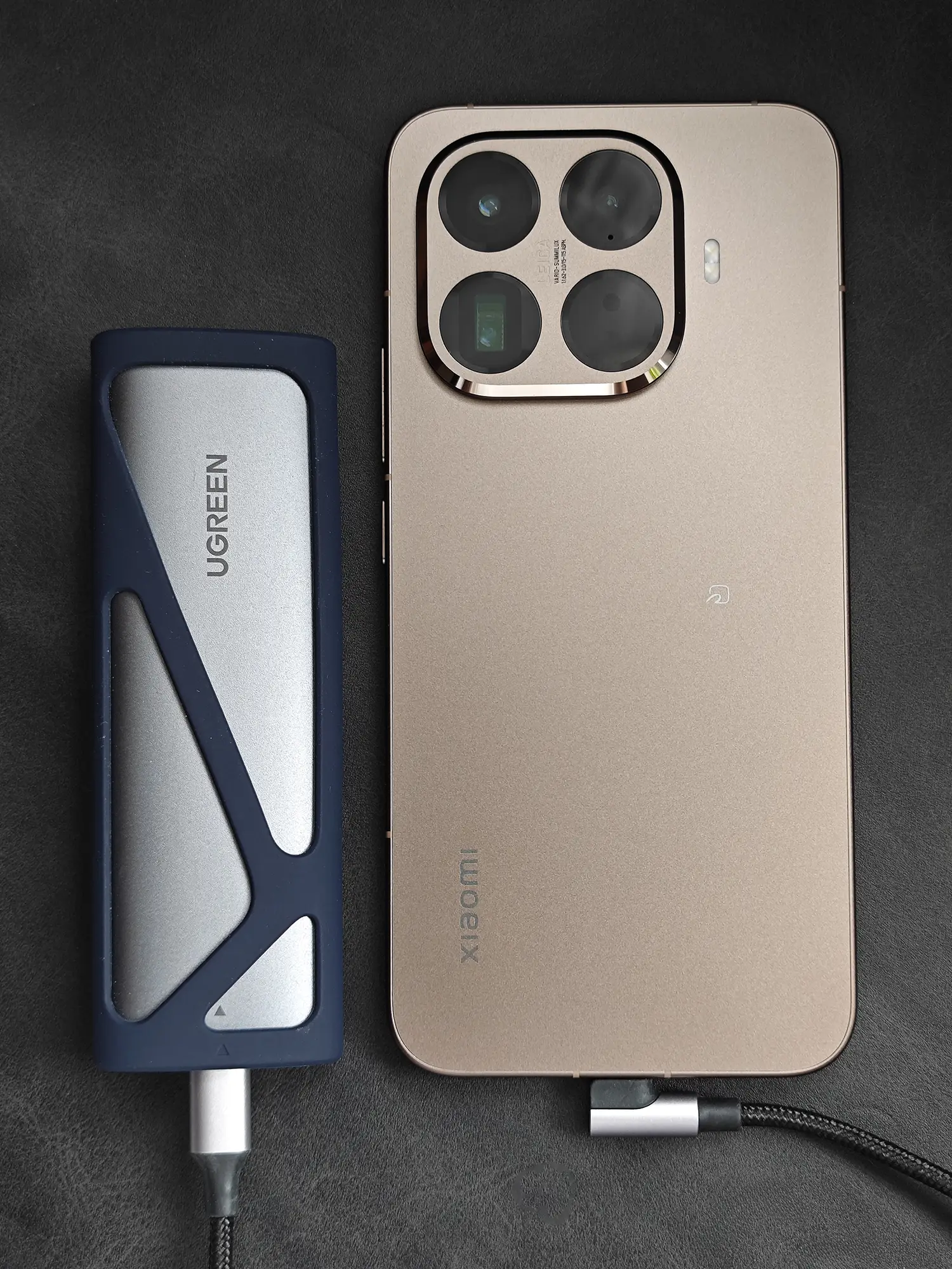 ポータブルストレージとXiaomi 15T Proを接続