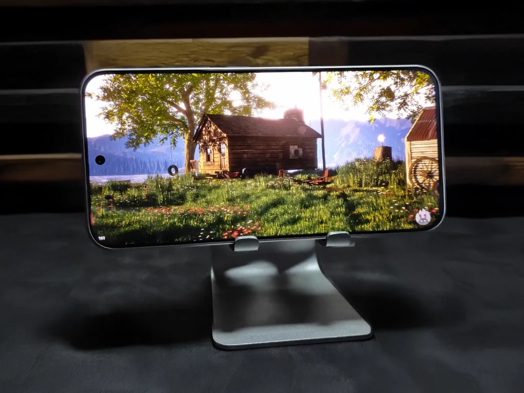 Redmi Note 15 Pro 5GのディスプレイにAnTuTu Benchmarkのテスト状況を表示