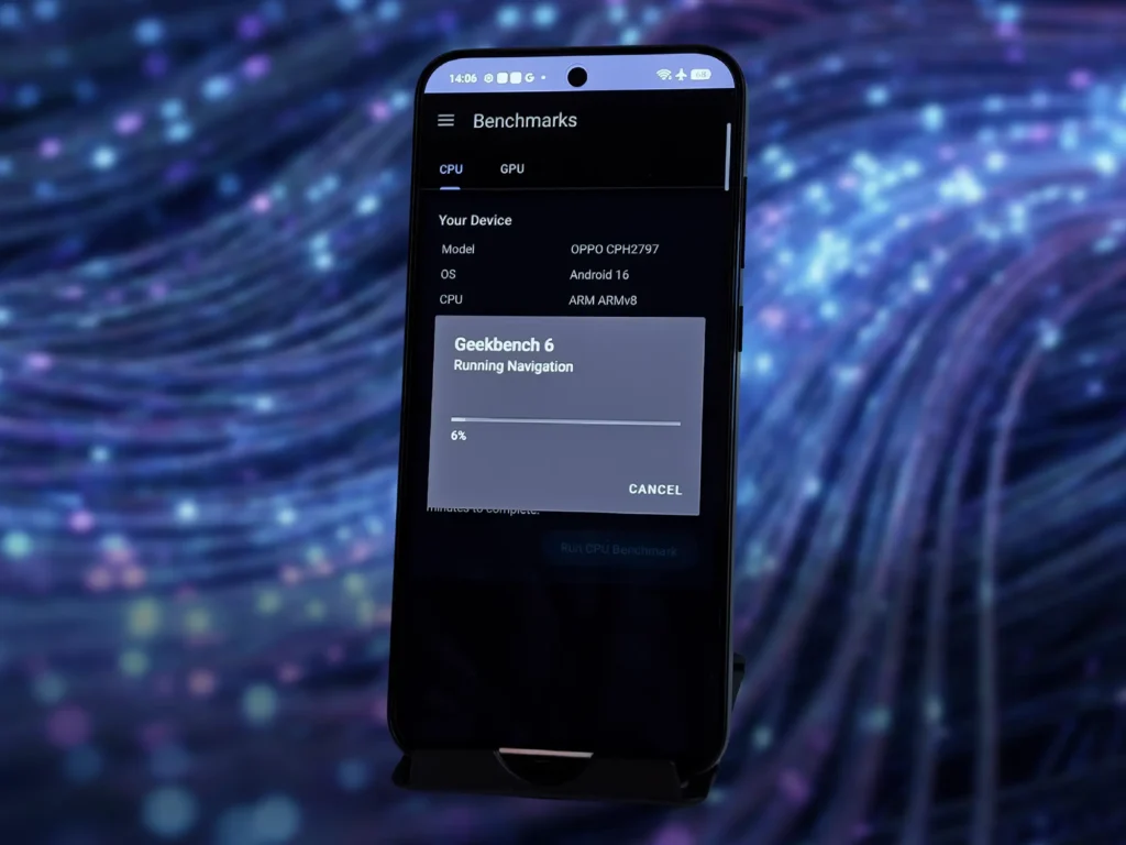 Geekbench 6 実行中
OPPO Find X9でGeekbench 6を実行中（CPUベンチマーク計測画面）