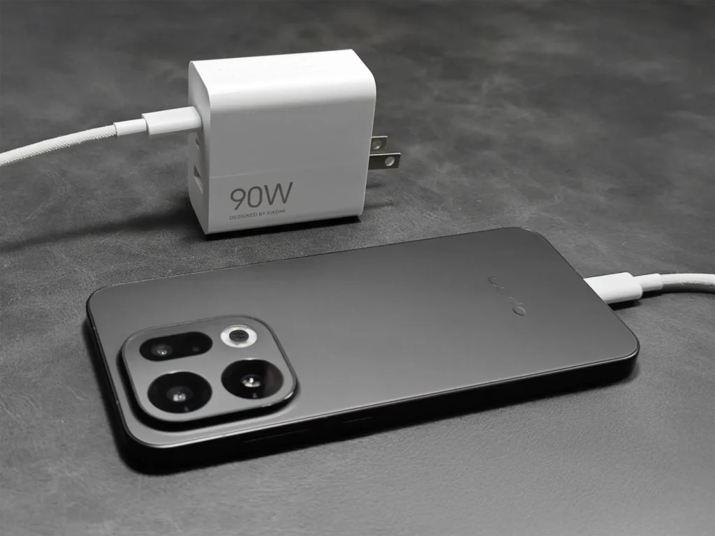 Xiaomi 90W HyperCharge Power Adapter 3-PortでOPPO Find X9を有線充電（他社アダプターでの充電検証）