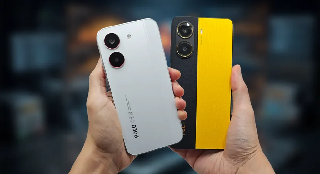 POCO X8 ProとPOCO X7 Proの背面デザイン比較。本体カラーとカメラ配置の違いを手に持って確認している様子